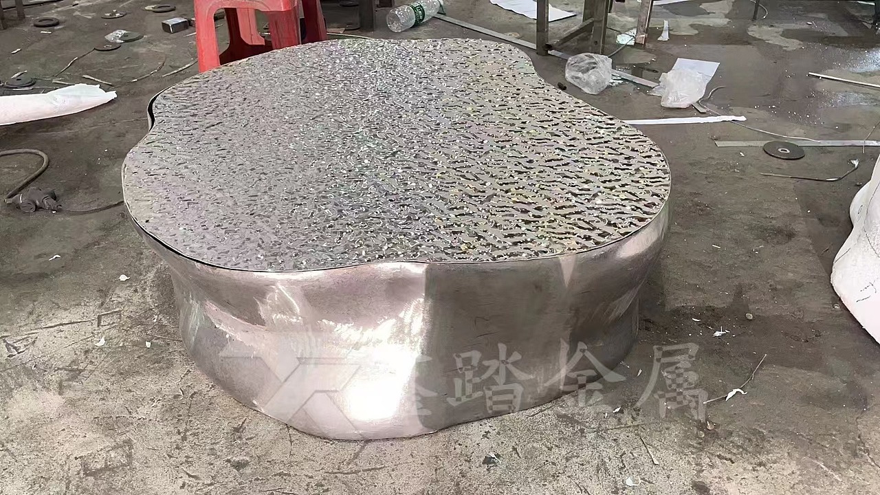 不锈钢树桩造型茶几 镜面不锈钢水波纹茶几(图ZMzgzMTM2MDA4) - 工艺品设计 - 站酷设计师w13927702320原创素材 - 站酷ZCOOL