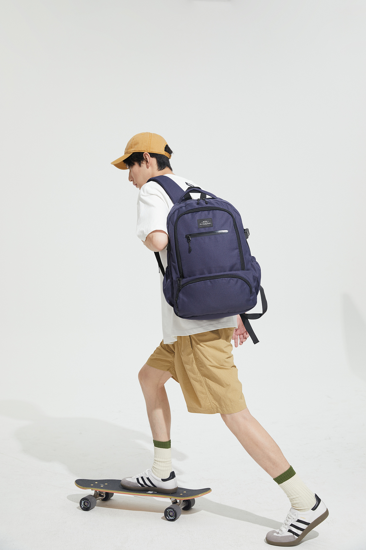 双肩包拍摄｜look book拍摄，学生背包