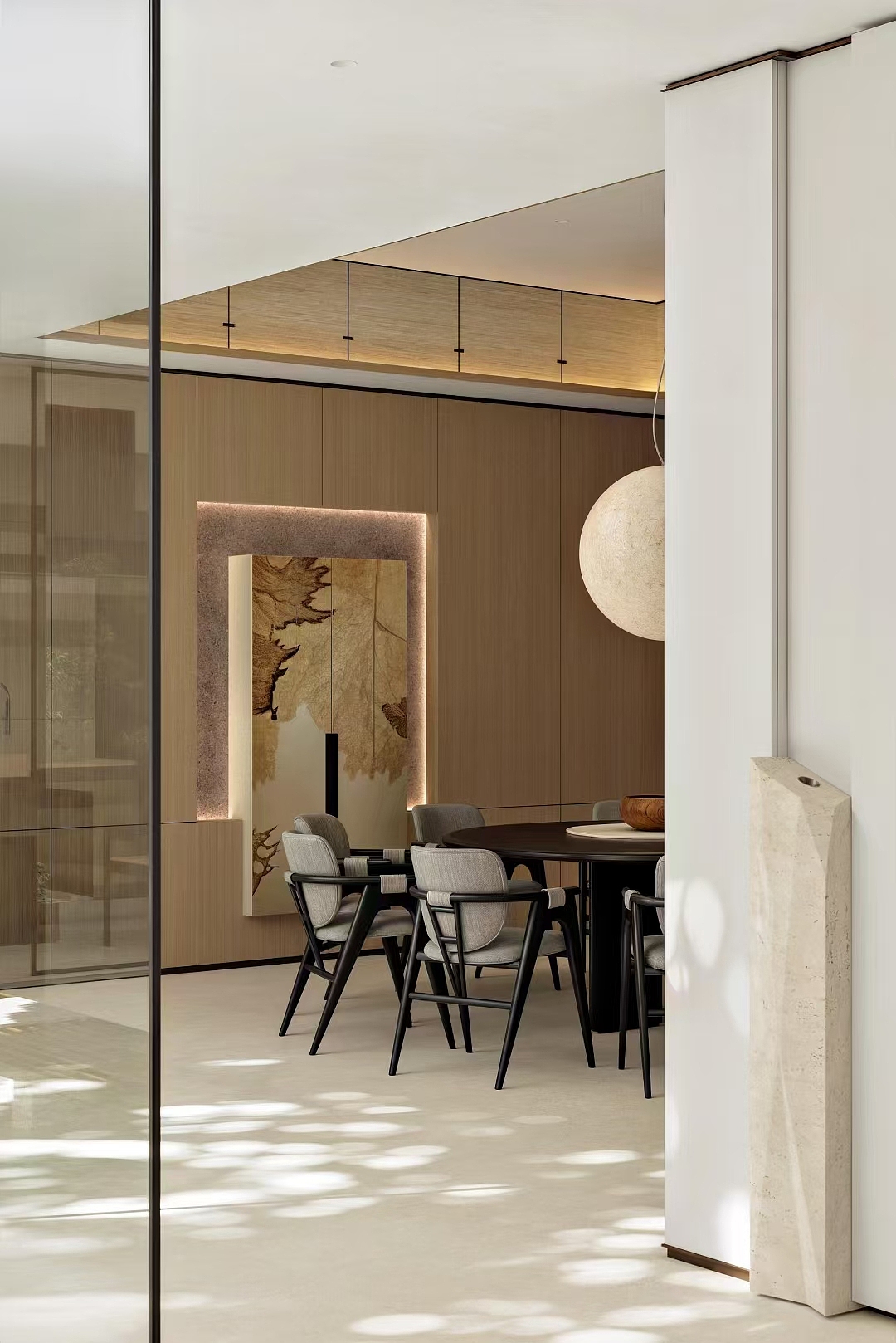 小园几许,收尽春光