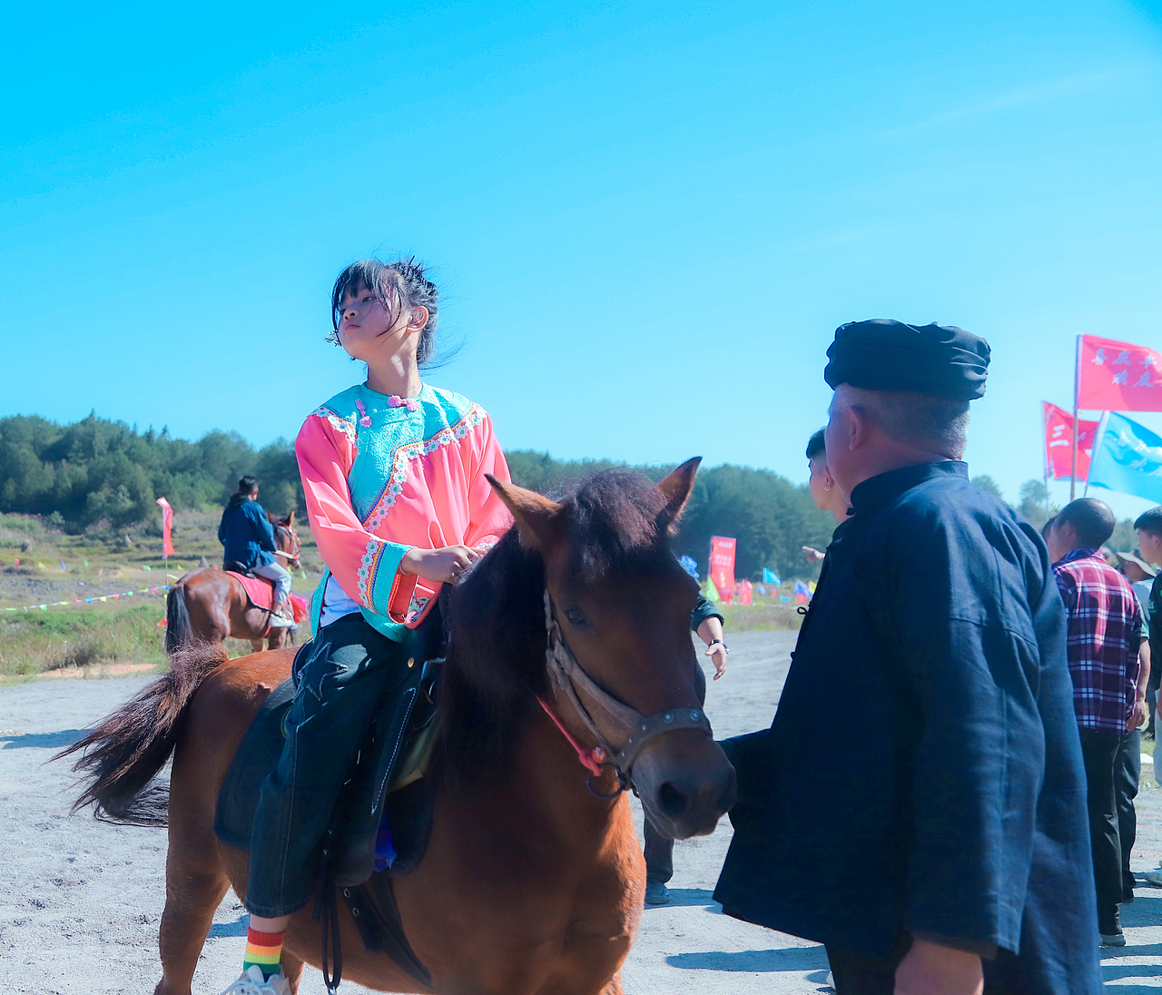 随拍”2024年飞云集摄影作品展示（图ZMzgzMjIzODA4） - 人文/纪实摄影 - 站酷设计师城南旧事yfy原创素材 - 站酷ZCOOL