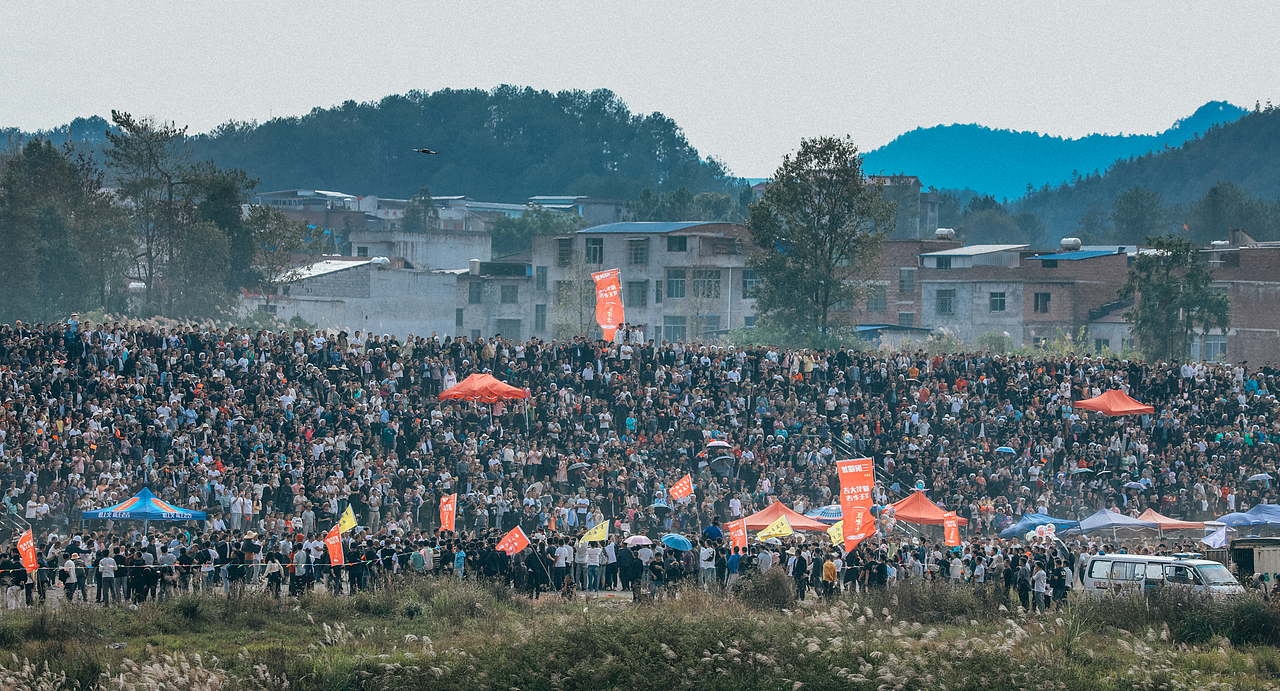 随拍”2024年飞云集摄影作品展示（图ZMzgzMjI0MDY0） - 人文/纪实摄影 - 站酷设计师城南旧事yfy原创素材 - 站酷ZCOOL