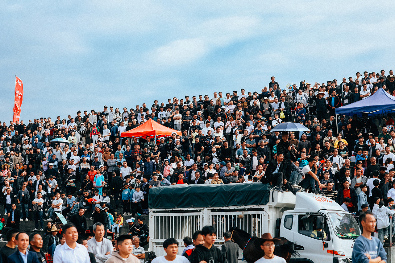 随拍”2024年飞云集摄影作品展示（图ZMzgzMjI0MDc2） - 人文/纪实摄影 - 站酷设计师城南旧事yfy原创素材 - 站酷ZCOOL