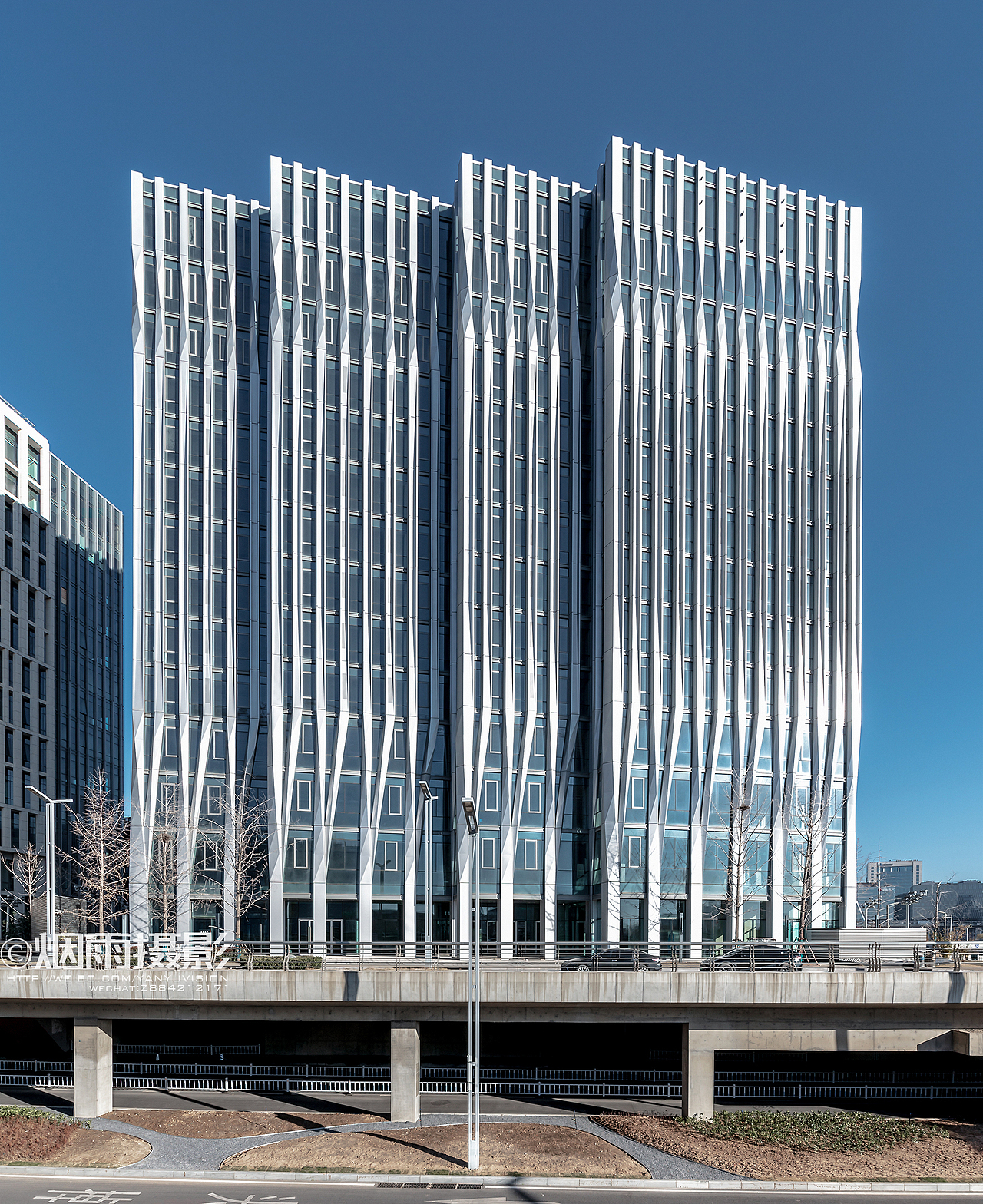 烟雨建筑摄影【之字大厦】