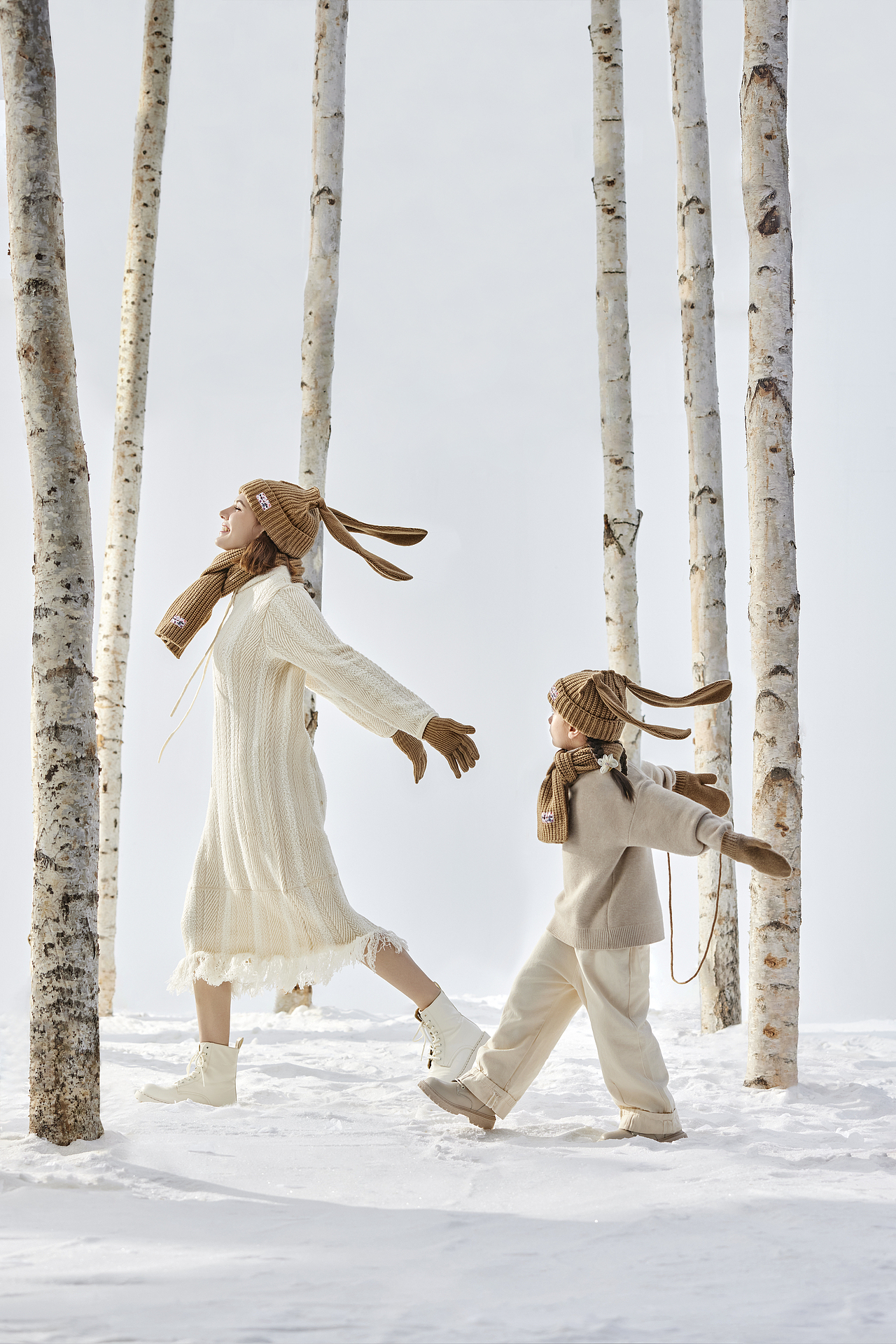 电商摄影｜BABY CARE 黑卡会员模拍（图ZMzgzMjk5MDg4） - 人像摄影 - 站酷设计师梦想是个导演原创素材 - 站酷ZCOOL