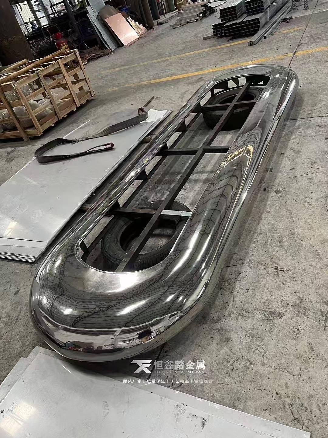 双曲镜面不锈钢天花灯罩 不锈钢天花吊顶装饰定做(图ZMzgzNTE1ODEy) - 工艺品设计 - 站酷设计师w13927702320原创素材 - 站酷ZCOOL