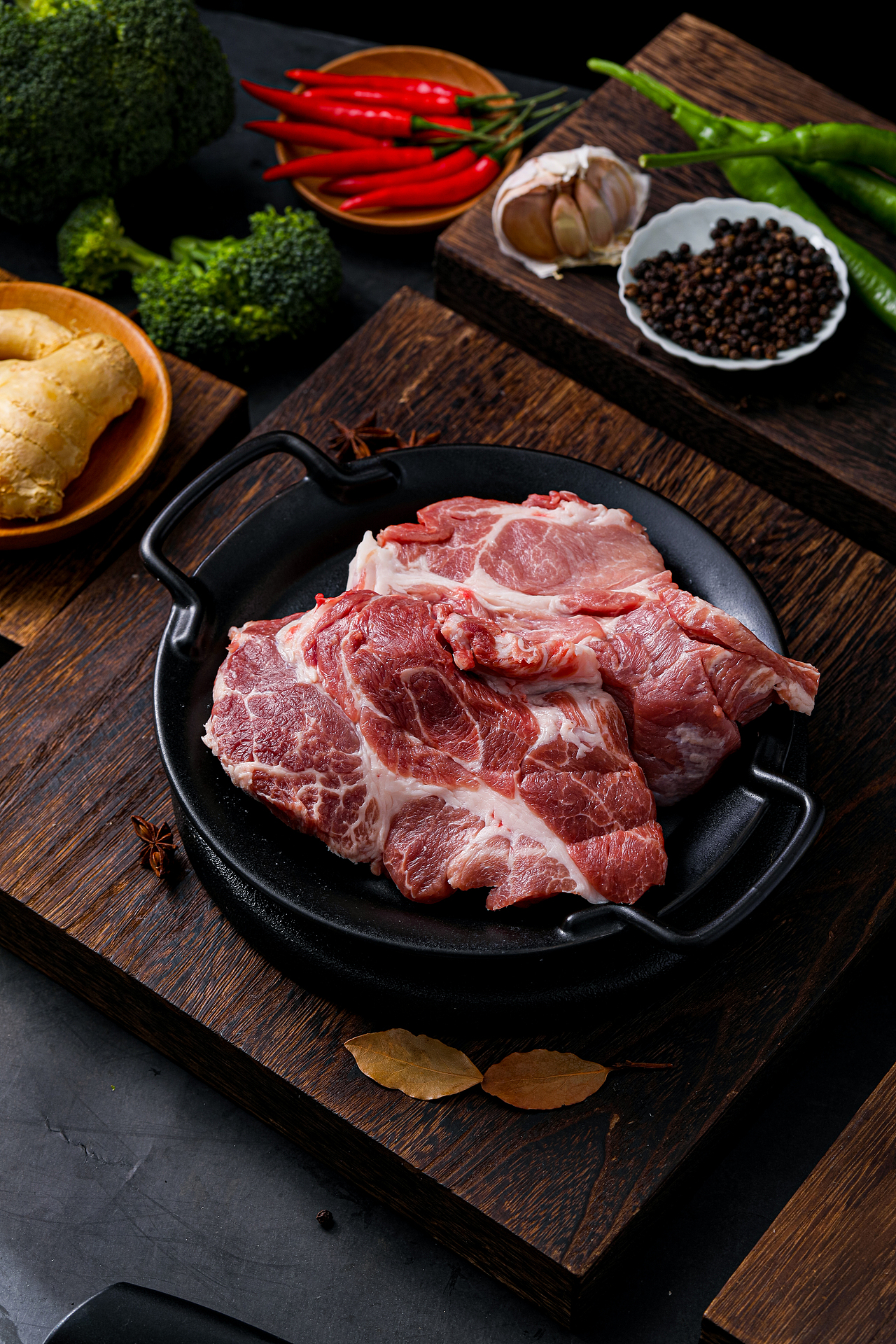 土猪新鲜猪肉土猪肉梅花肉五花肉里脊肉排骨烤肉黑猪