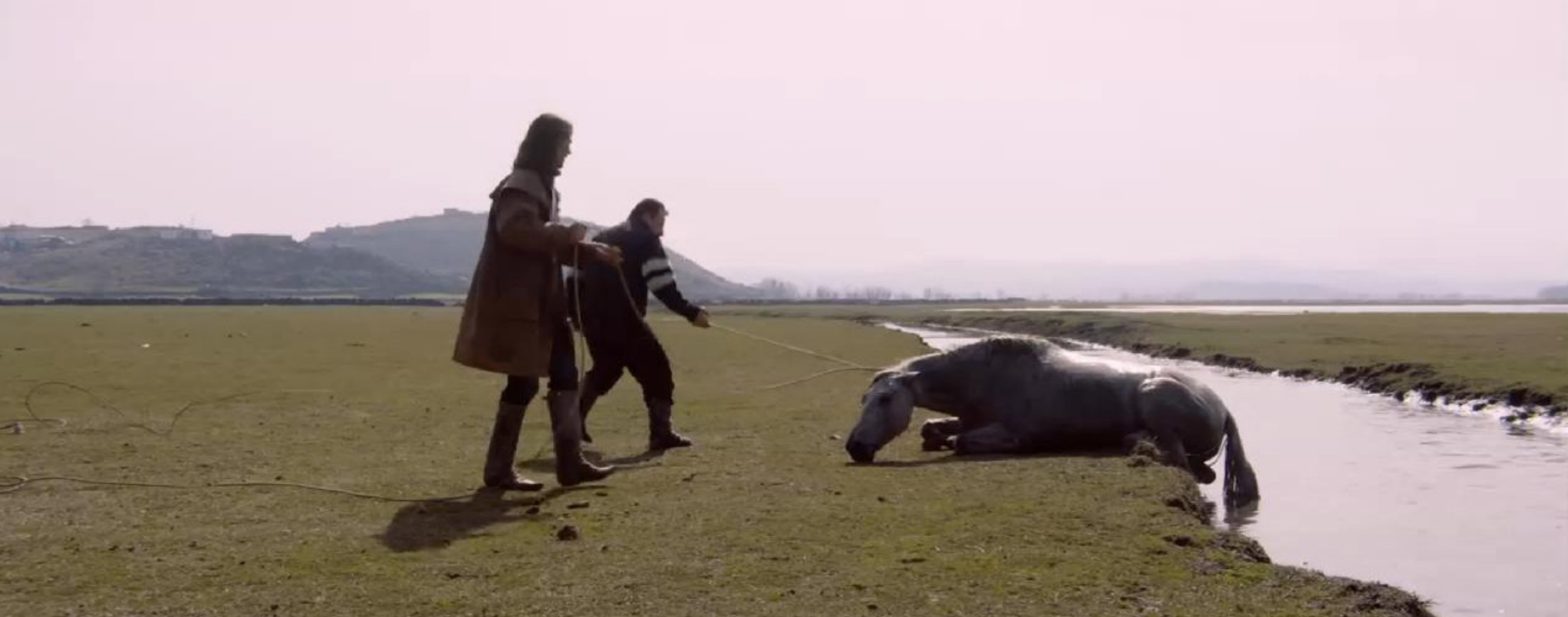 《冬眠》电影截图