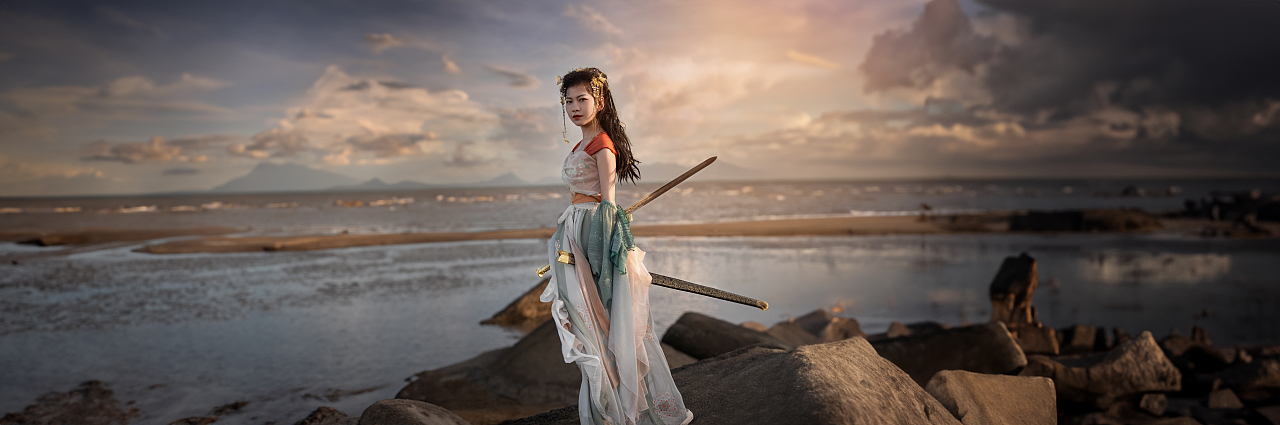 古风摄影丨《黄昏下的古风倩影：时光与美的邂逅》（图ZMzgzNjM1NDI0） - 人像摄影 - 站酷设计师莱叔叔原创素材 - 站酷ZCOOL