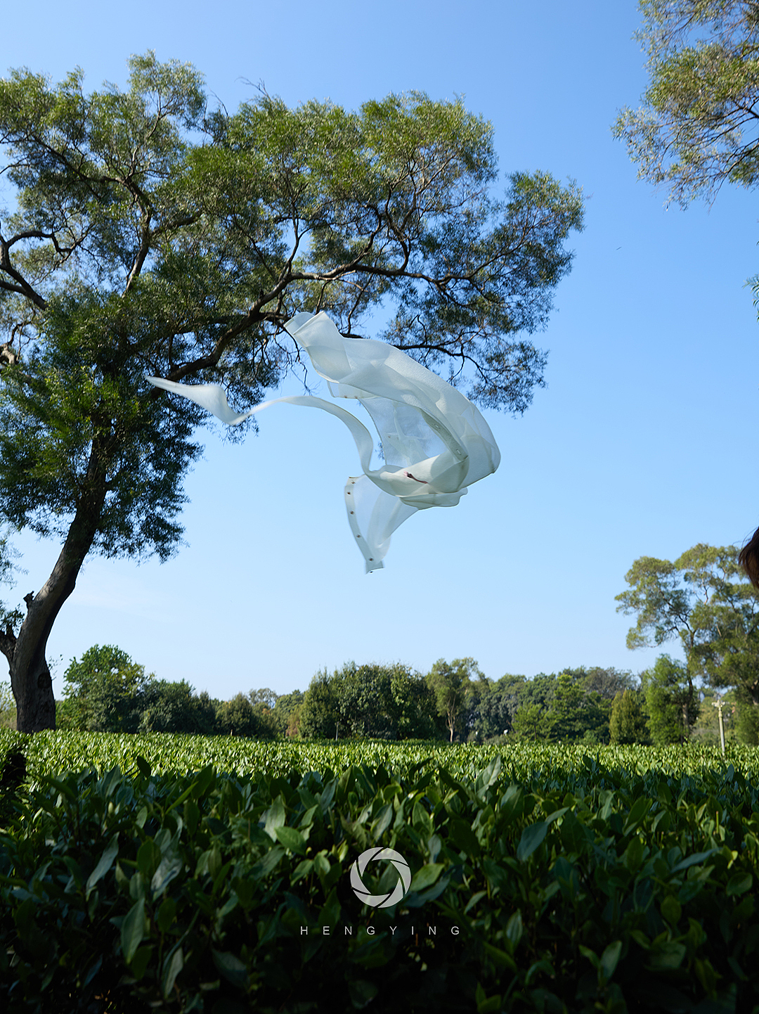 外景静物 | 服装拍摄 亲近大自然🍃（图ZMzgzNjQ0MzQ4） - 产品摄影 - 站酷设计师林小浪原创素材 - 站酷ZCOOL