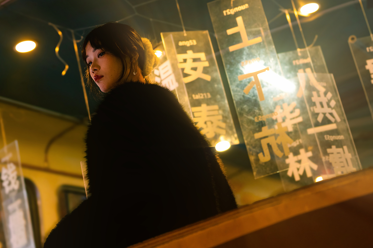 情绪人像丨《繁花梦影：复刻电视剧中的时尚与华丽》（图ZMzgzNjcwNTky） - 人像摄影 - 站酷设计师莱叔叔原创素材 - 站酷ZCOOL