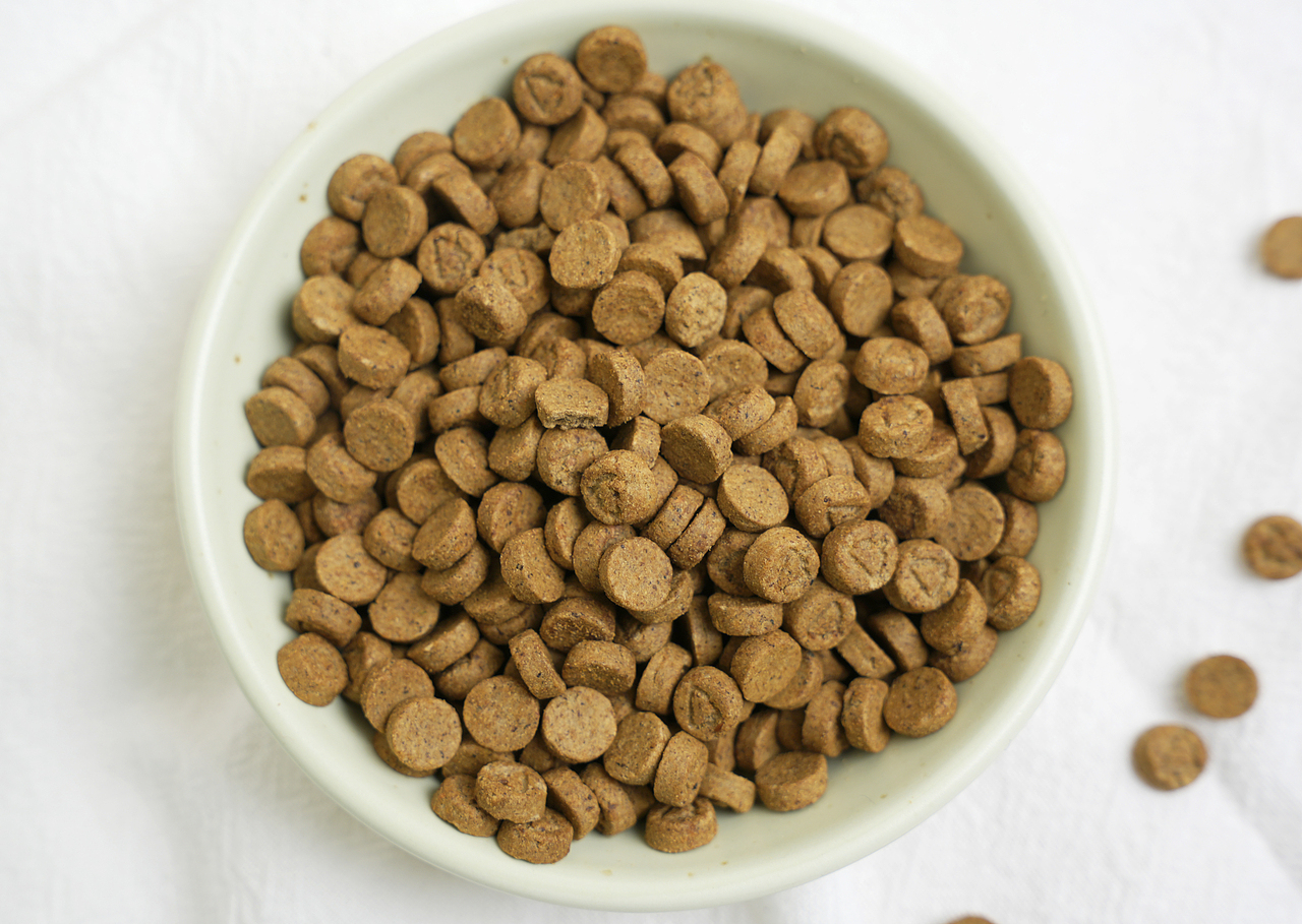 猫粮包装 猫粮包装设计 猫粮设计 宠物包装 宠物vi(图ZMzgzNjgzOTQw) - 包装 - 站酷设计师郑昌洪品牌vi包装原创素材 - 站酷ZCOOL