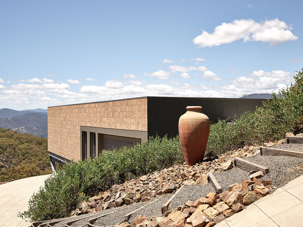 建筑摄影 | Summit Mansion 山巅巨石