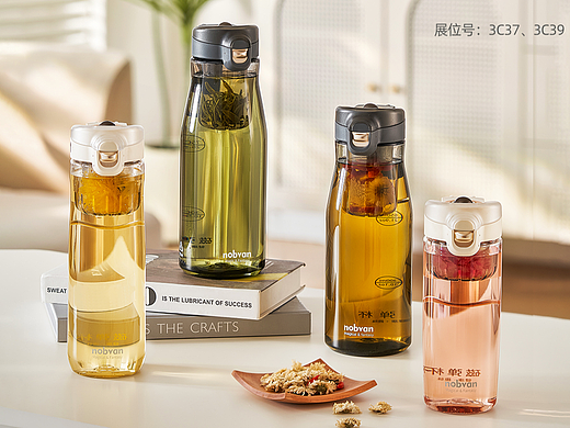 磁弹杯产品场景渲染平面物料设计