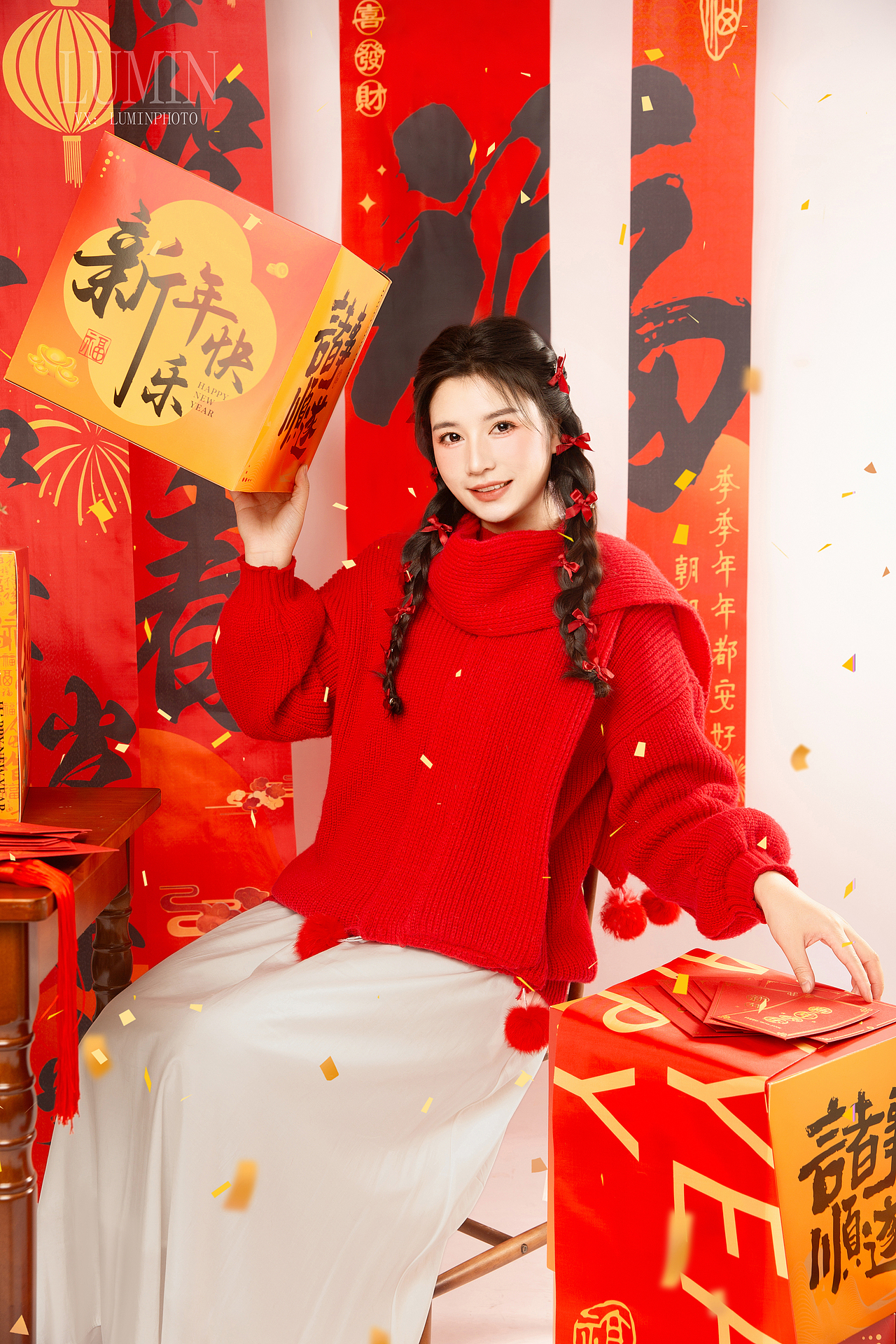 春节红色氛围感 新年红色开运 新年写真 #深圳（图ZMzgzNzU0MzIw） - 人像摄影 - 站酷设计师深圳女摄LUMIN原创素材 - 站酷ZCOOL