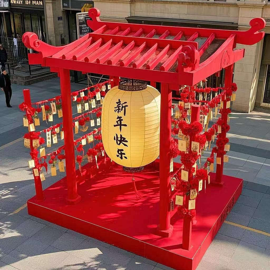 蛇年商场布置,打造灵蛇闹春购物盛宴