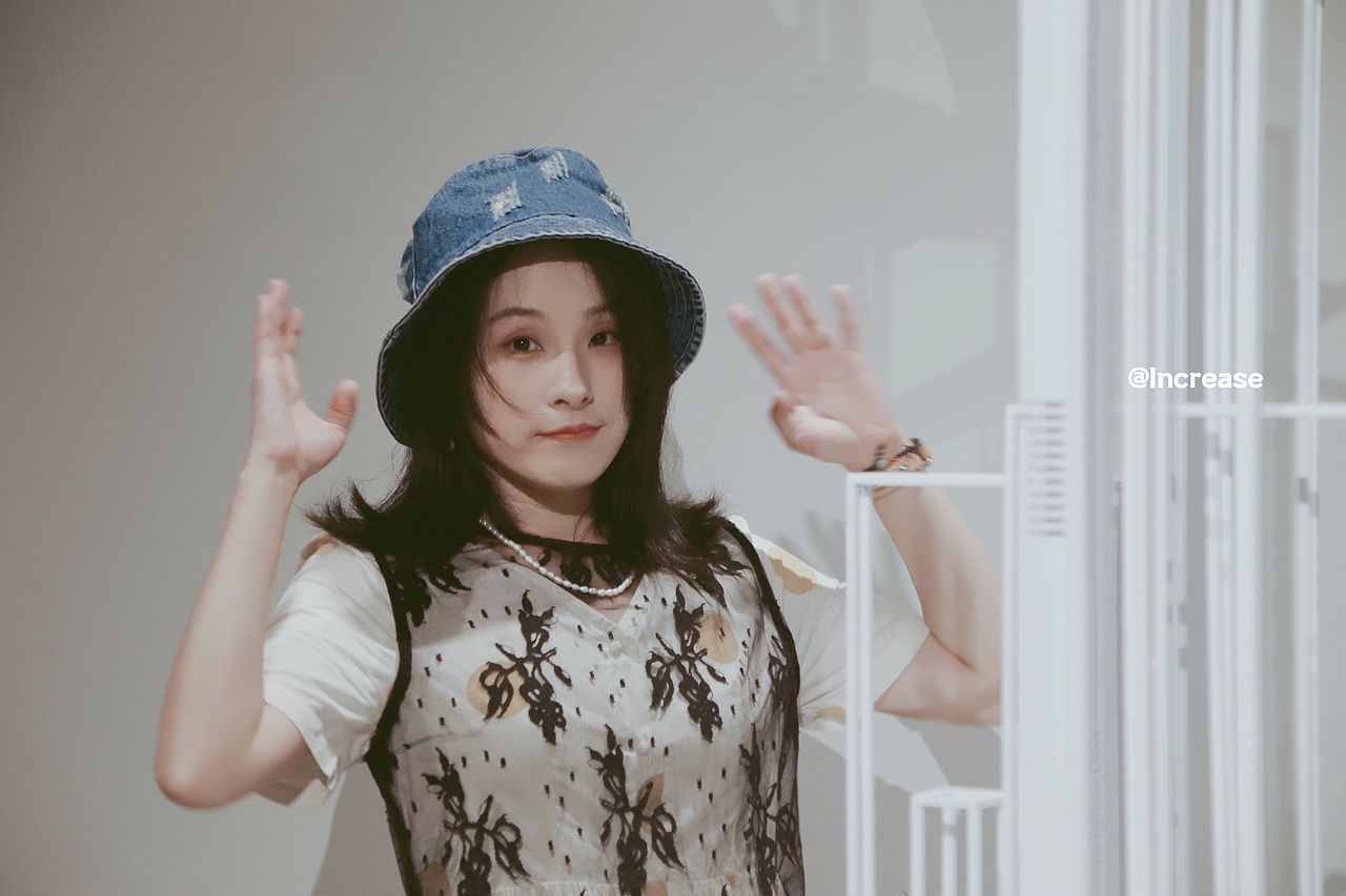 三千平米“空间的姿态”(图ZMzgzODY0NzI4) - 人像摄影 - 站酷设计师顾二七原创素材 - 站酷ZCOOL