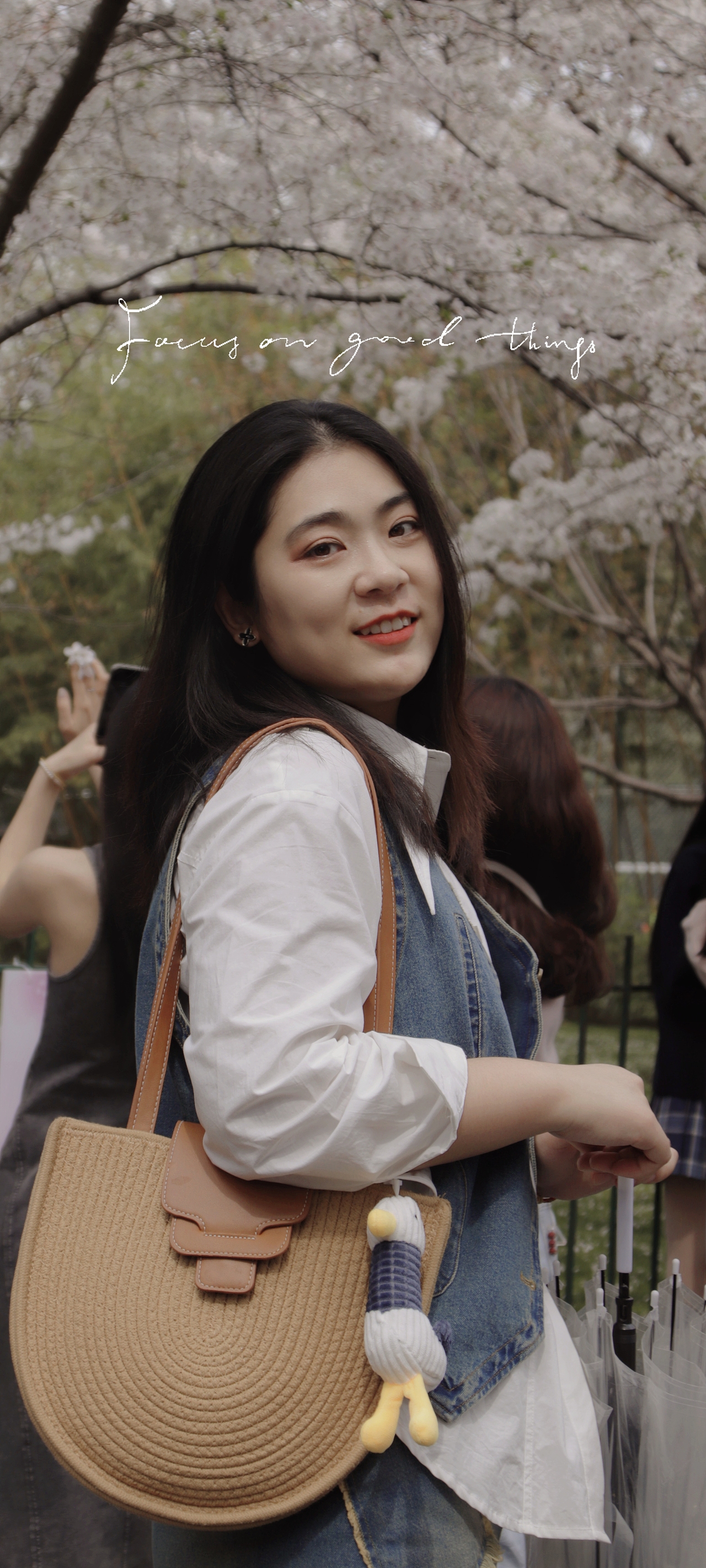 Lily 晚樱时节 公园Sakura（图ZMzgzOTAwODA4） - 人像摄影 - 站酷设计师顾书悦原创素材 - 站酷ZCOOL