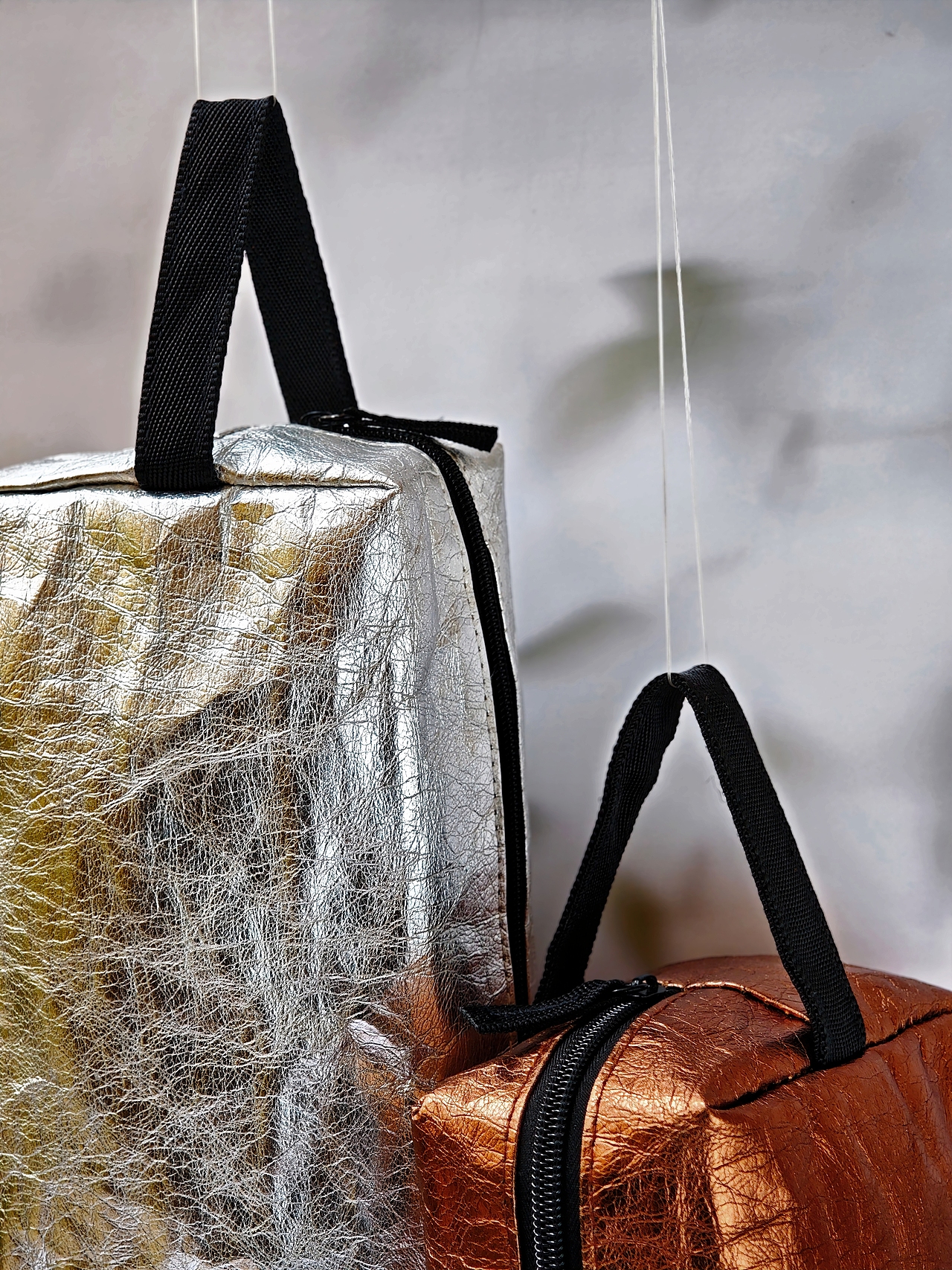 浠宫®纸物™2025轻量化纸基皮革旅行收纳解决方案（图ZMzgzOTA3ODY0） - 生活用品 - 站酷设计师叫我张小来原创素材 - 站酷ZCOOL