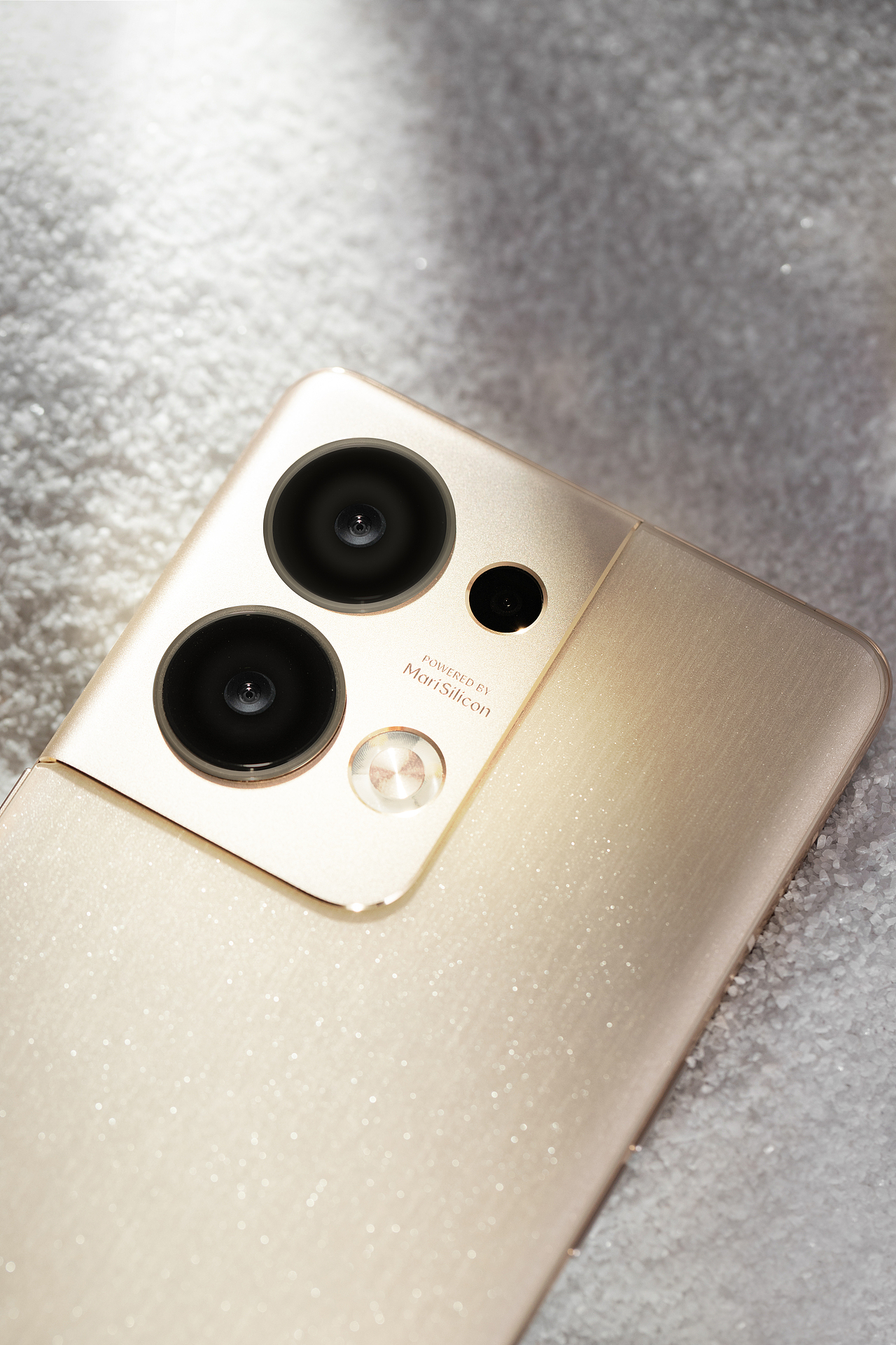 产品摄影｜OPPO Reno9 Pro+ 手机拍摄（图ZMzg0MTI5NTcy） - 产品摄影 - 站酷设计师Sq2Studio原创素材 - 站酷ZCOOL