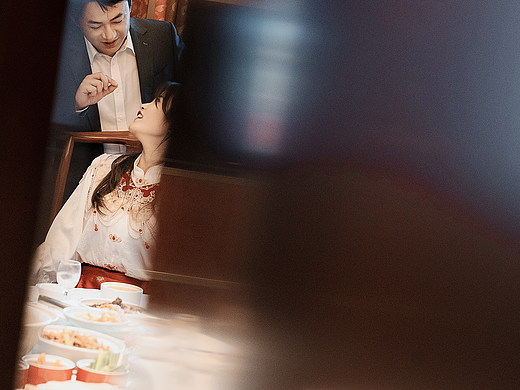 拍的不像订婚了