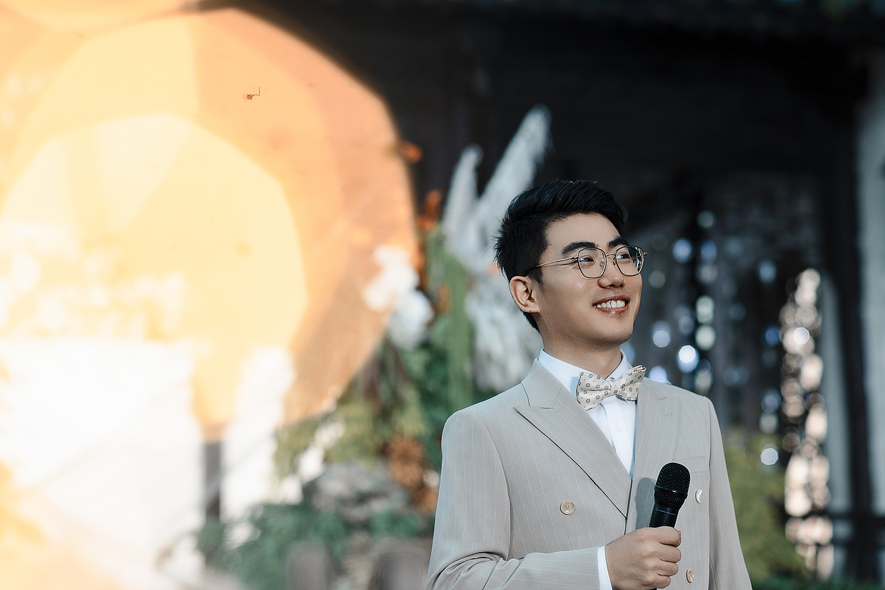 婚礼跟拍|夜幕下明亮的你