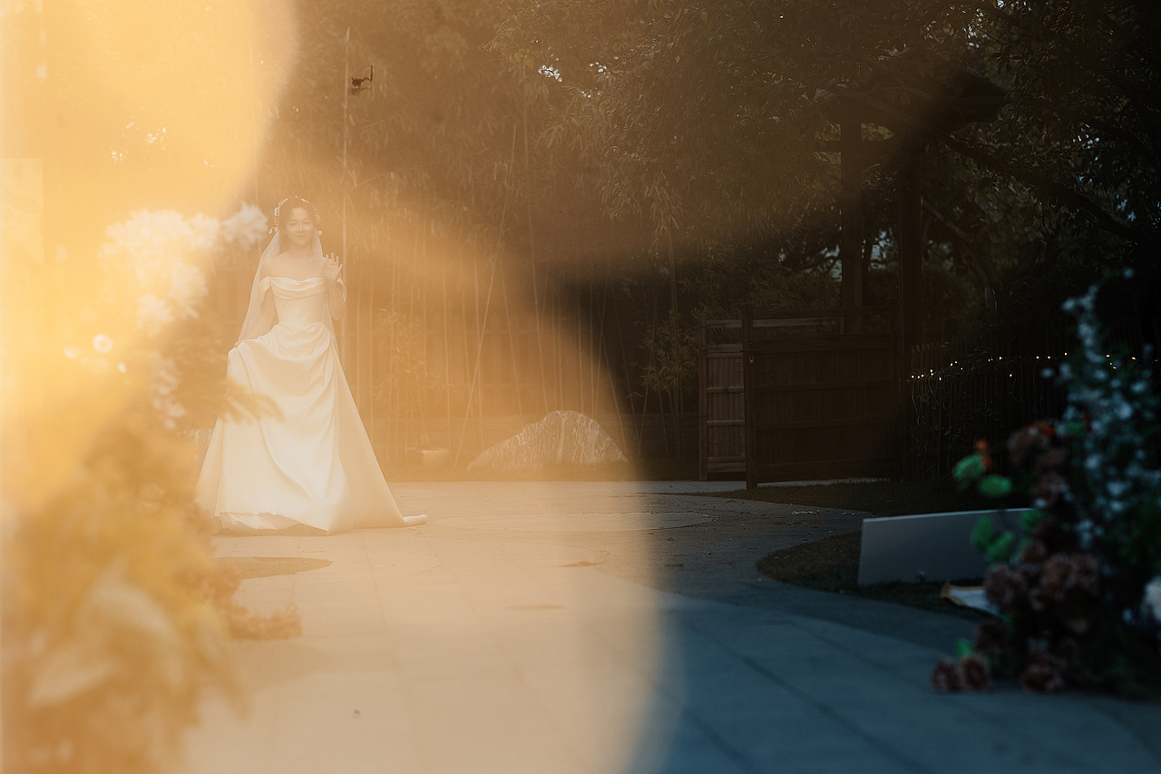 婚礼跟拍|夜幕下明亮的你