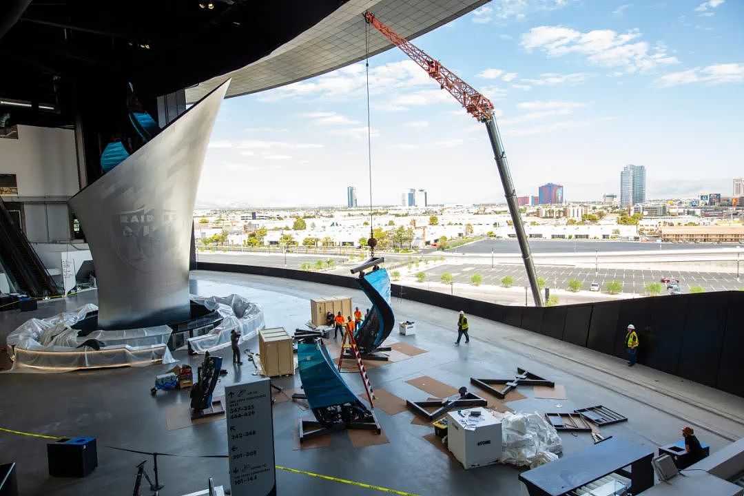 LED户外显示屏|艺术装置应用|百叶屏|拉斯维加斯火炬