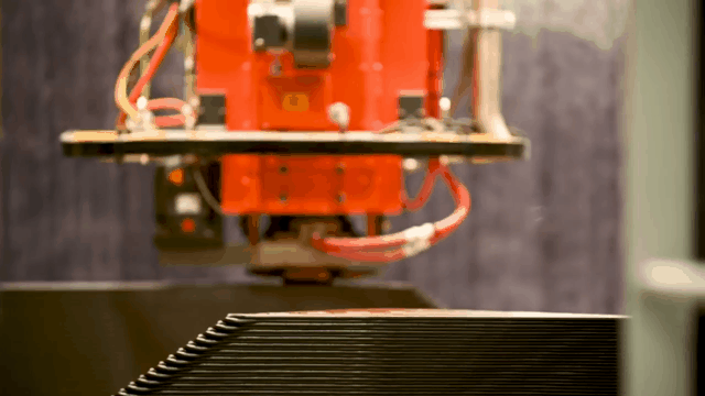 LED户外显示屏|艺术装置应用|百叶屏|拉斯维加斯火炬