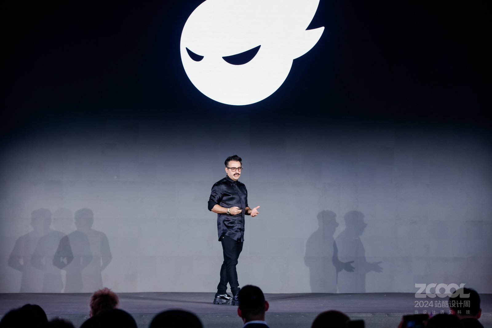 大揭秘！首幅进入太空的AI艺术作品是如何诞生的？｜2024站酷设计周回顾