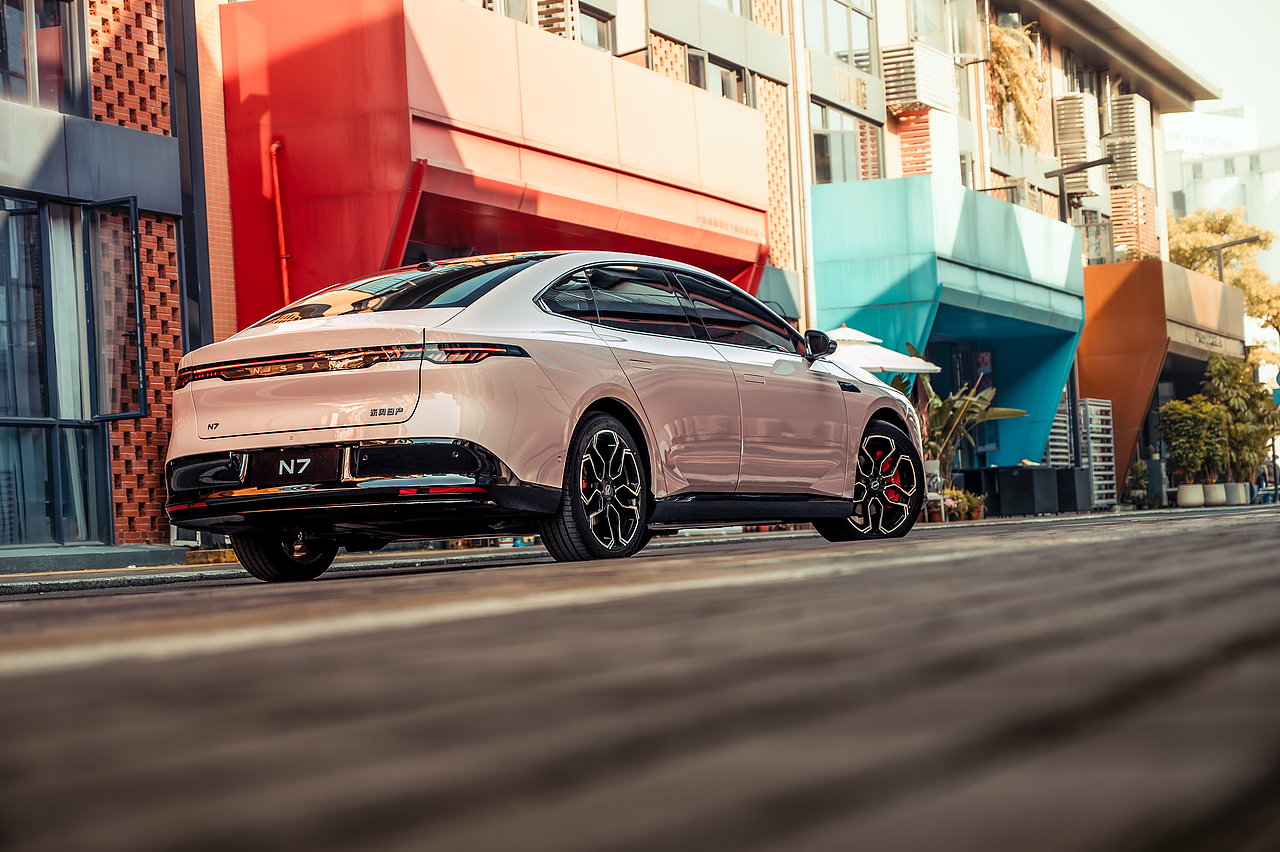 汽车摄影 东风日产N7 新能源电车（图ZMzg0MzEzOTg0） - 产品摄影 - 站酷设计师phyym玉米原创素材 - 站酷ZCOOL