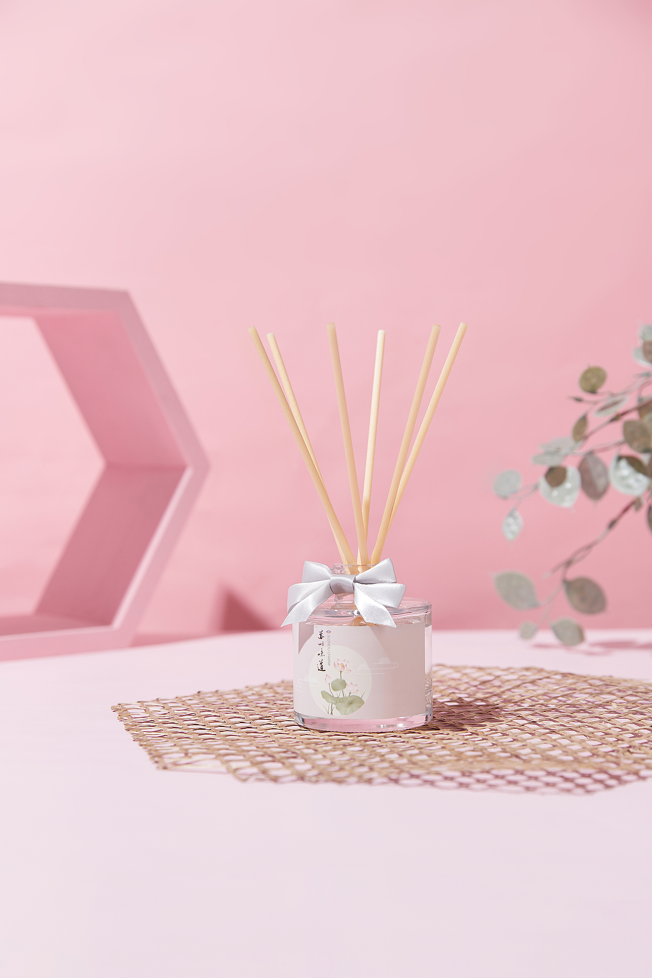 香薰图片拍摄（图ZMzg0MzM1NTE2） - 电商 - 站酷设计师摄影集合原创素材 - 站酷ZCOOL