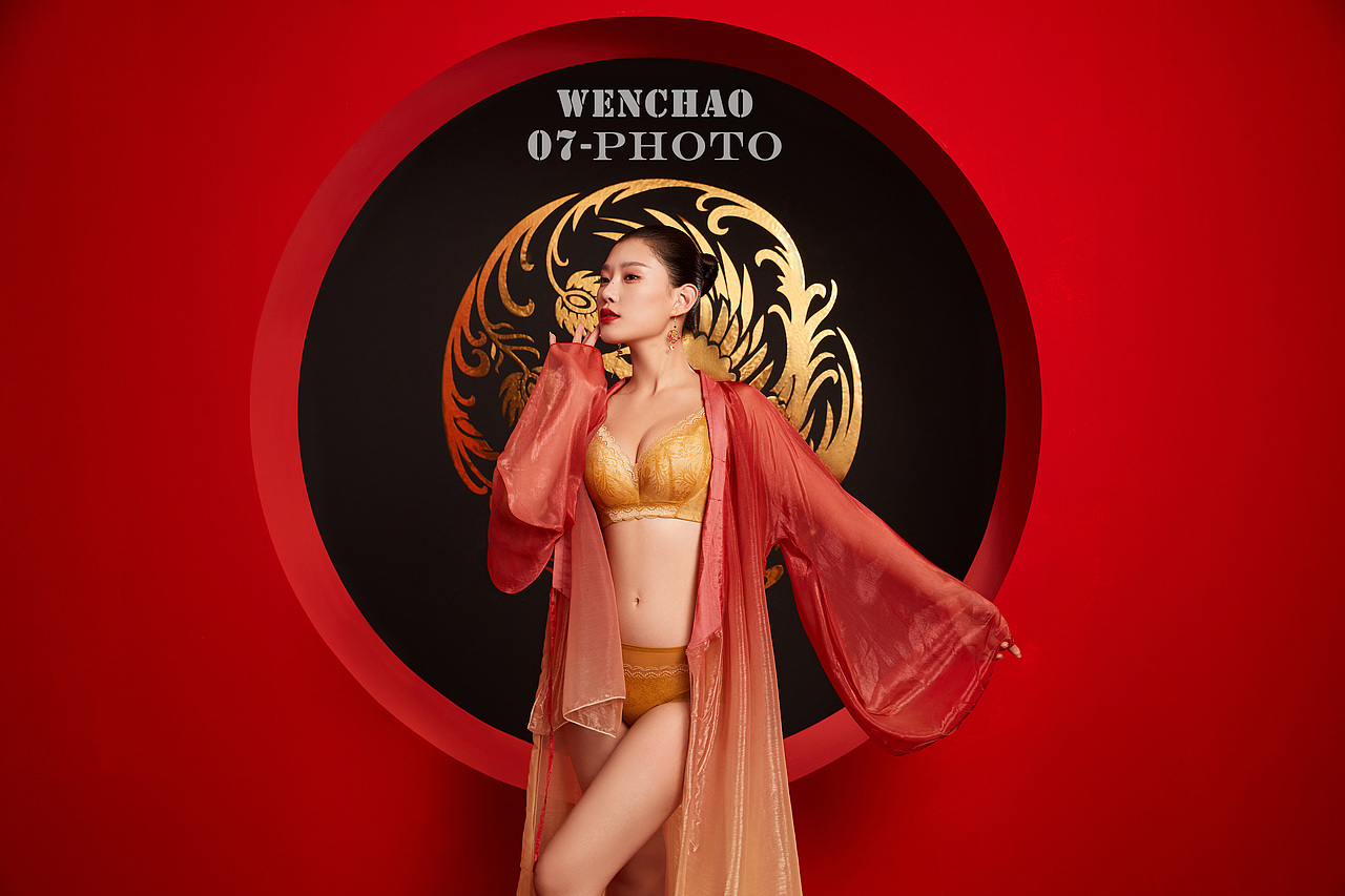 内衣拍摄（图ZMzg0MzUxMjY0） - 时尚/艺术摄影 - 站酷设计师wenchao_原创素材 - 站酷ZCOOL