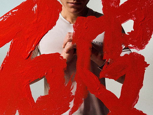 六组书写，六个故事