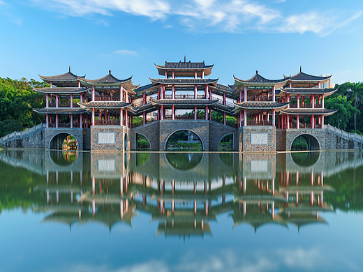 南宁狮山公园｜竹影桥风云