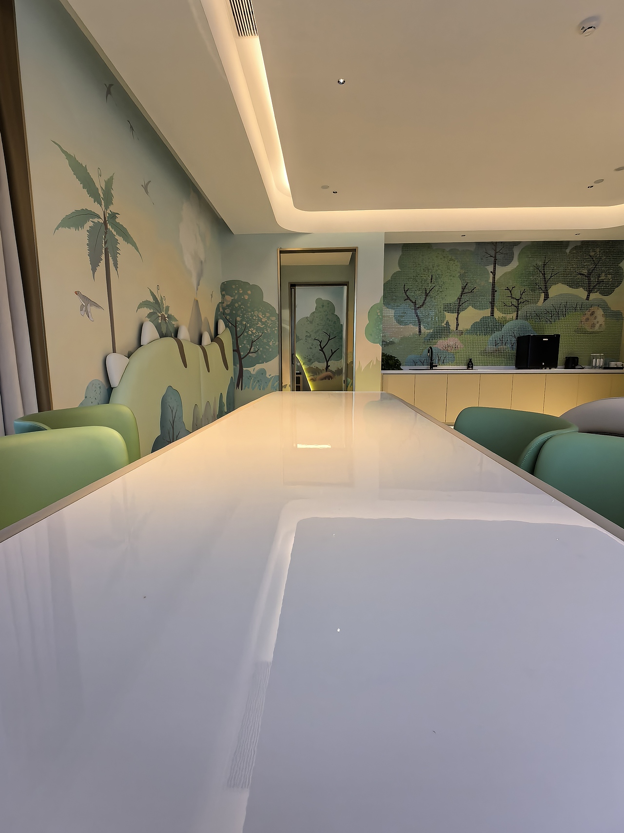 新余天沐酒店亲子房-龙影迷踪主题（图ZMzg0NDM0NzQw） - 商业空间设计 - 站酷设计师爱翼酒店设计原创素材 - 站酷ZCOOL