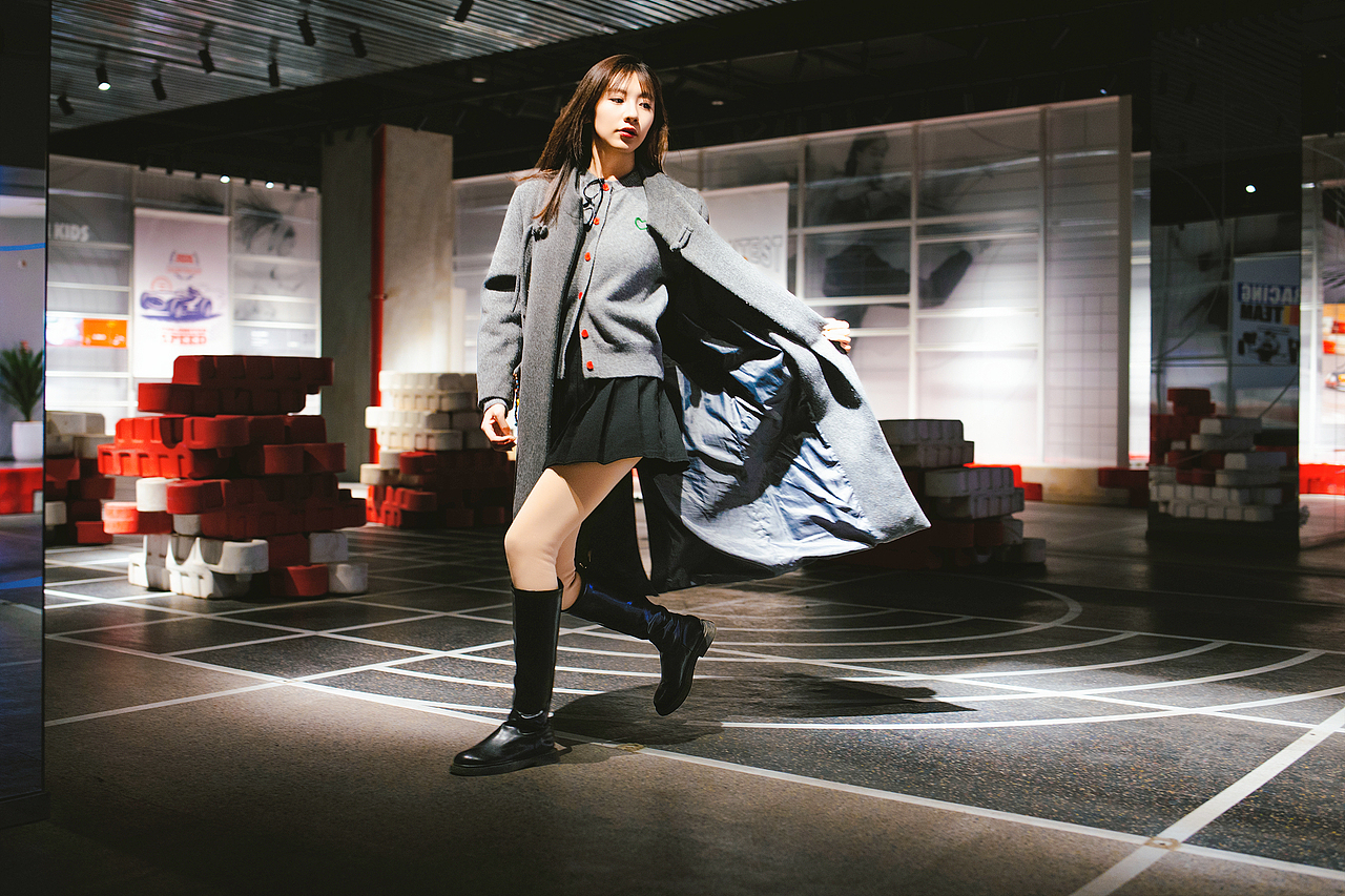 冬天，让我们靠近一点点：新春商场少女人像摄影（图ZMzg0NDY0NDUy） - 人像摄影 - 站酷设计师wangxj990原创素材 - 站酷ZCOOL