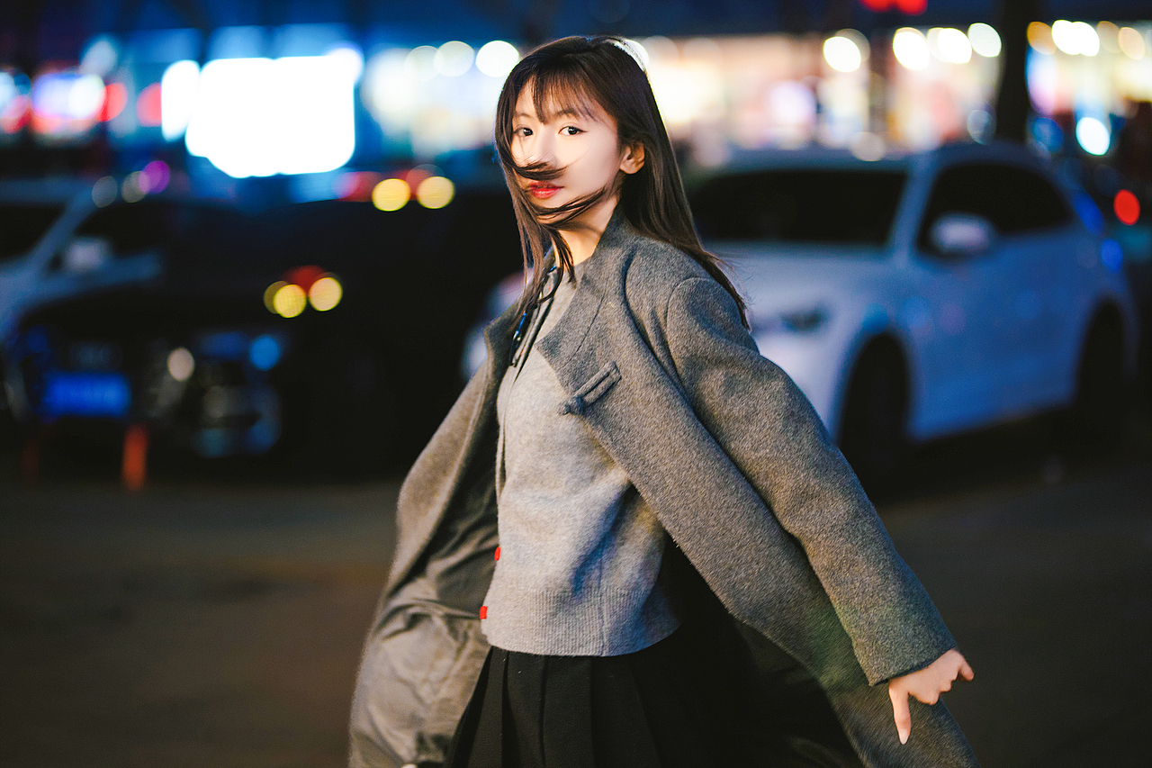 冬天，让我们靠近一点点：新春商场少女人像摄影（图ZMzg0NDY0NDY0） - 人像摄影 - 站酷设计师wangxj990原创素材 - 站酷ZCOOL