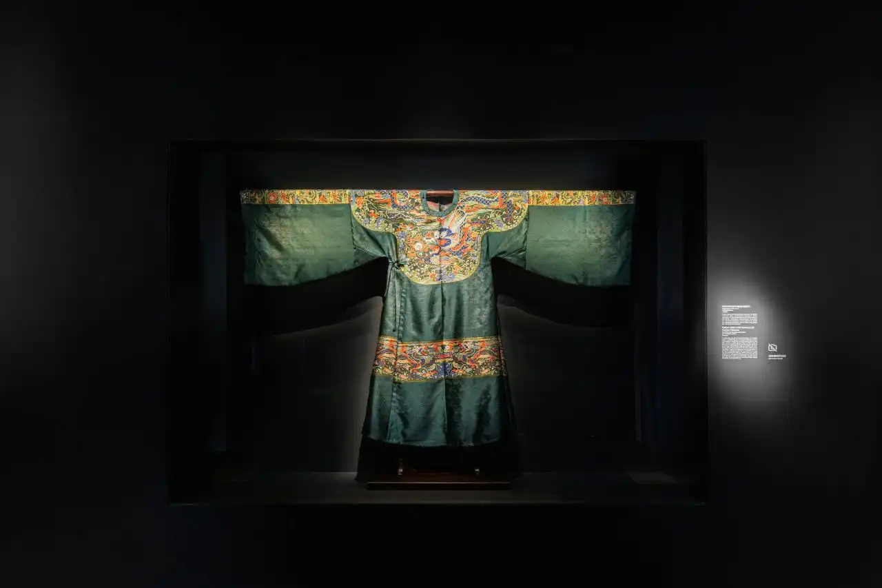 2025年度载人航天飞行任务标志揭晓/广州地铁站4人被处理/宝格丽蛇年特展开幕（图ZMTUwMTg2NzI=） - 资讯 - 站酷设计师站酷资讯原创素材 - 站酷ZCOOL
