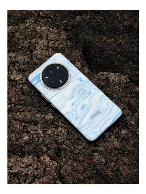 realme 14 Pro亮相！采用独特冷敏变色后盖设计，全球首创！