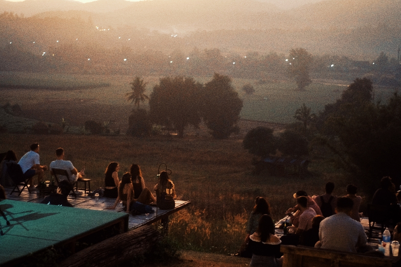 田间地头的迷幻落日