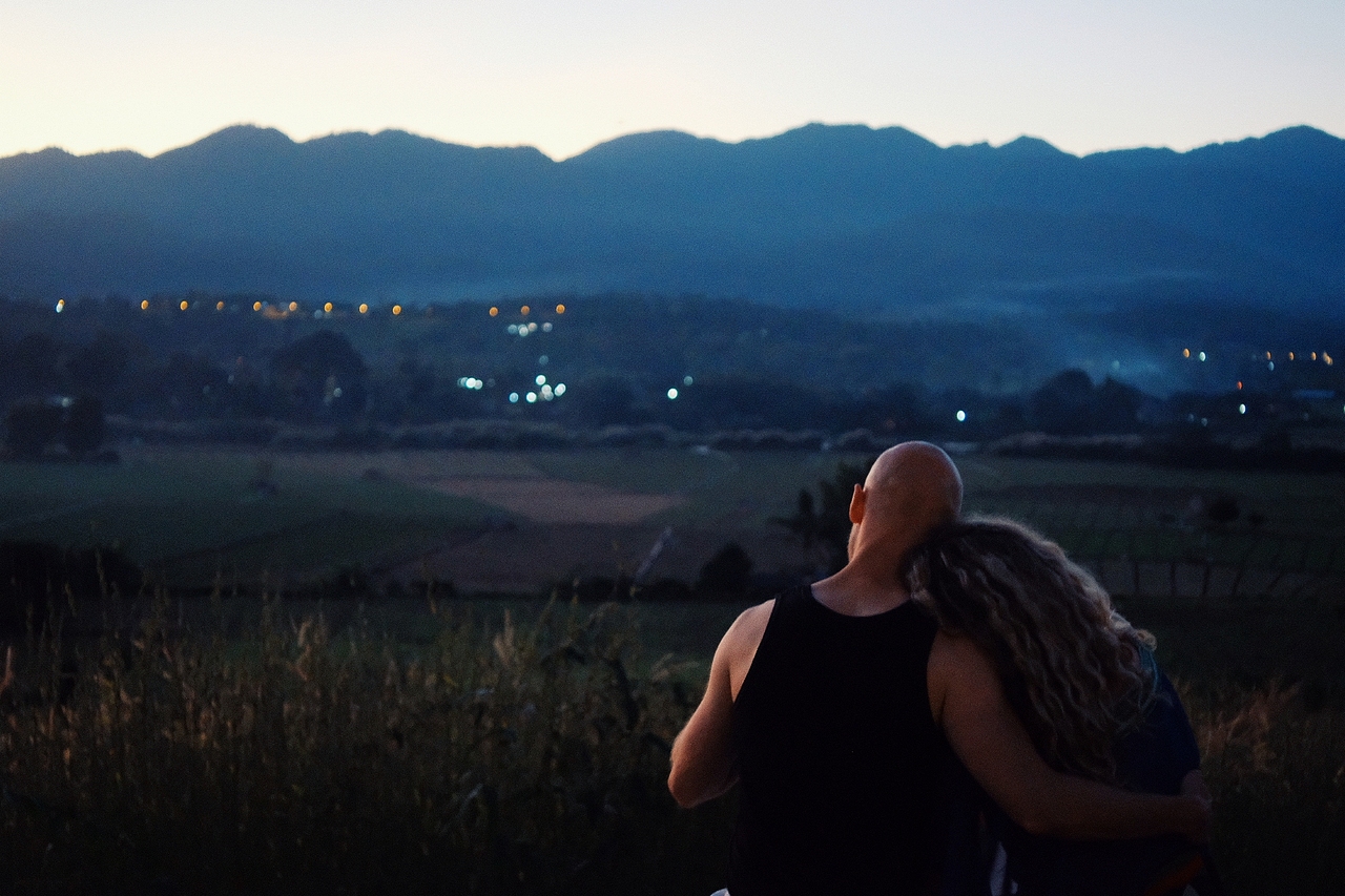 田间地头的迷幻落日