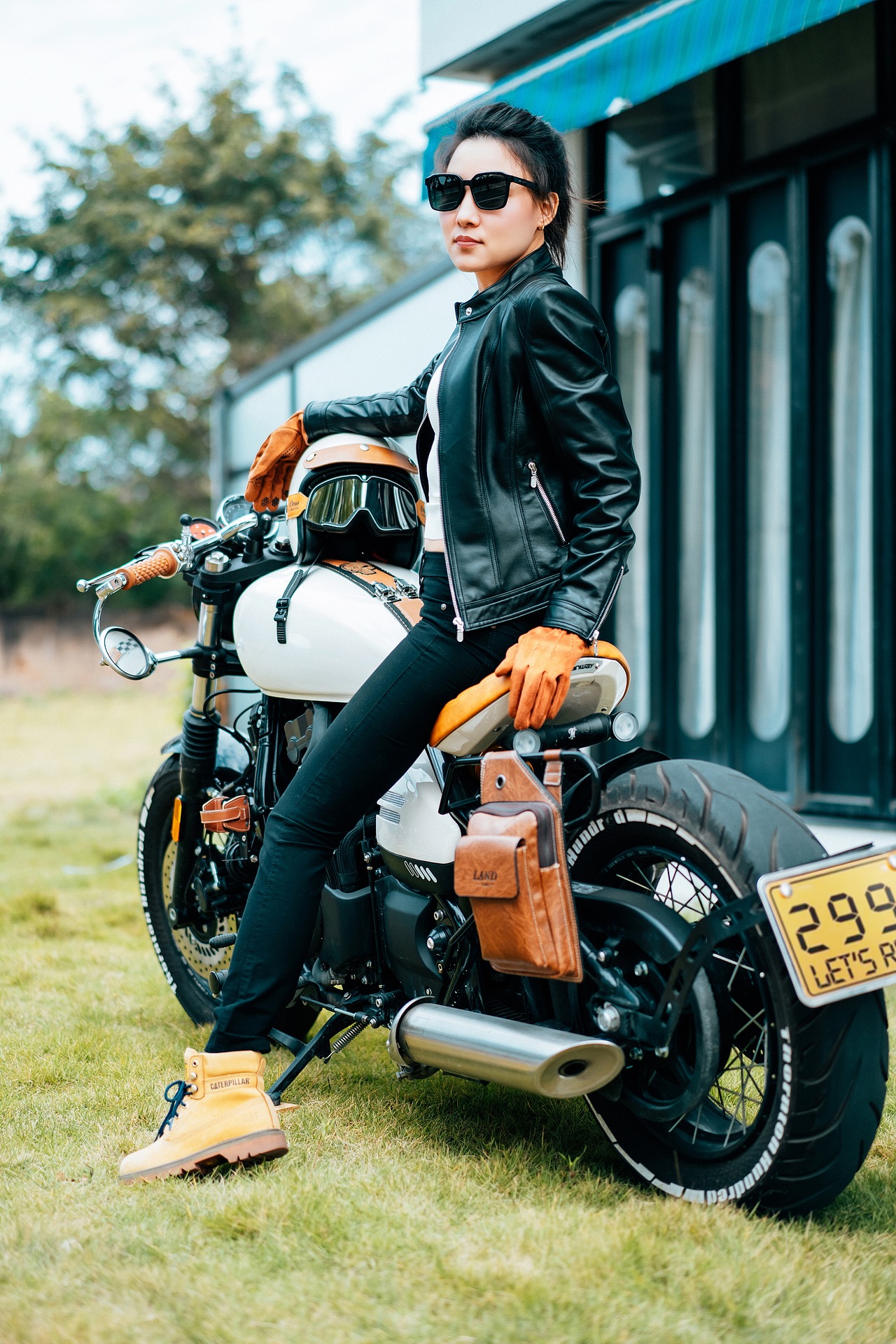 机车人像（图ZMzg0NzExNTc2） - 人像摄影 - 站酷设计师sundayxeon原创素材 - 站酷ZCOOL