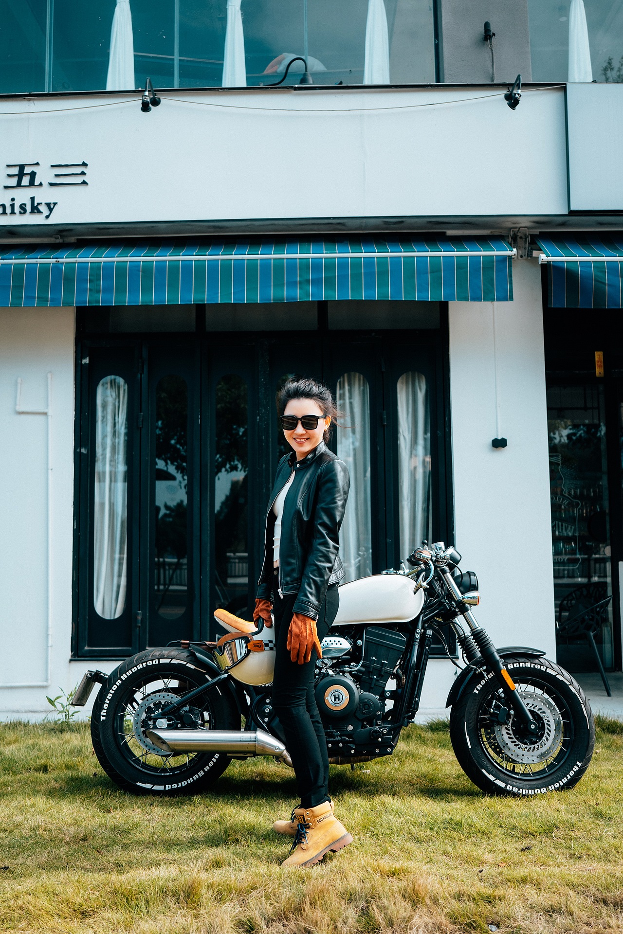 机车人像（图ZMzg0NzExNjAw） - 人像摄影 - 站酷设计师sundayxeon原创素材 - 站酷ZCOOL