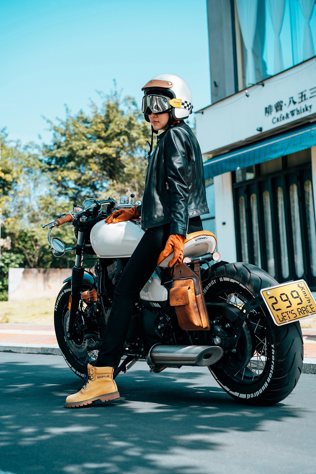 机车人像（图ZMzg0NzExNjI4） - 人像摄影 - 站酷设计师sundayxeon原创素材 - 站酷ZCOOL