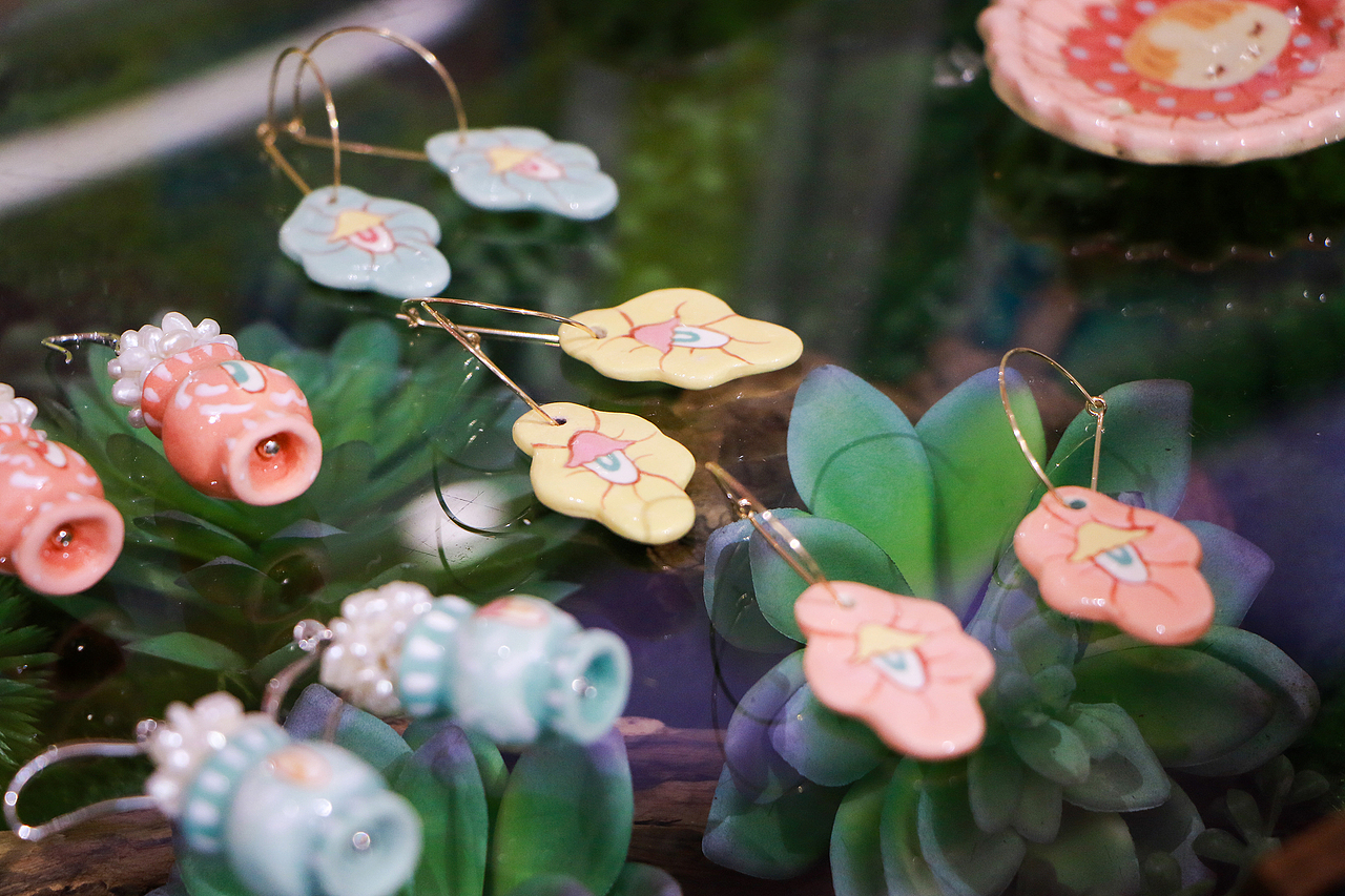 商业美陈+艺术展《世界此处,精灵絮语》