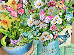 一年多的時間，都在畫這些美美的圖案，累也很幸福