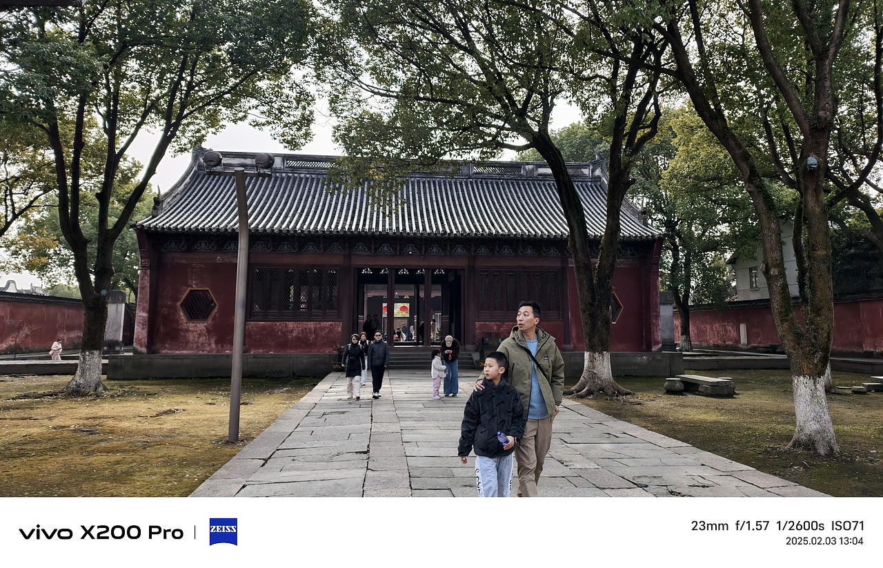 再出发（图ZMzg0ODA0ODMy） - 人文/纪实摄影 - 站酷设计师天上掉下了圆盘盘原创素材 - 站酷ZCOOL