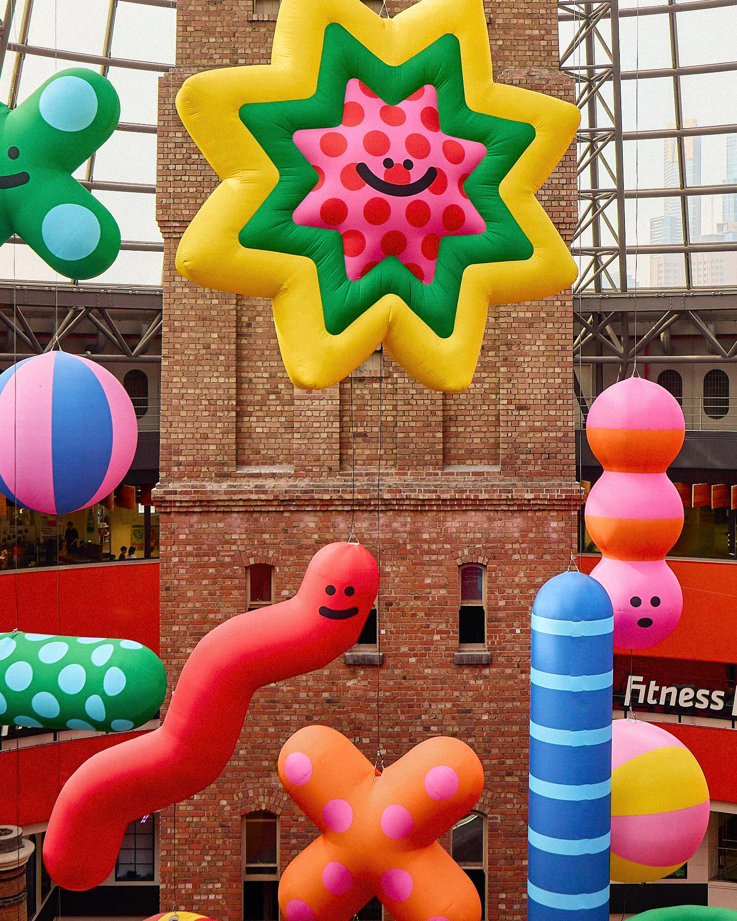 “Cosmos”大型装置艺术｜365天的好设计NO.23（图ZMTUwMjIyMjA=） - 观点 - 站酷设计师站酷资讯原创素材 - 站酷ZCOOL