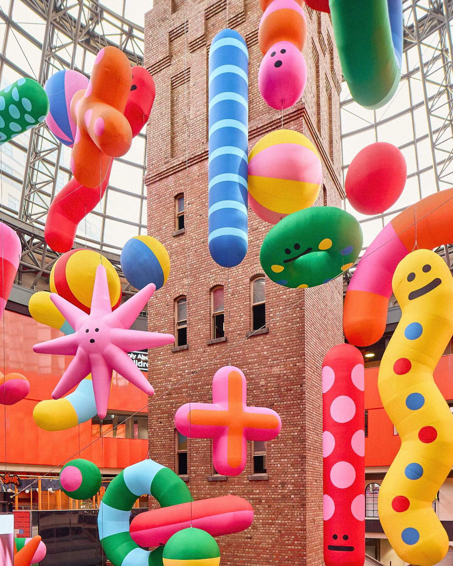 “Cosmos”大型装置艺术｜365天的好设计NO.23（图ZMTUwMjIyNDQ=） - 观点 - 站酷设计师站酷资讯原创素材 - 站酷ZCOOL