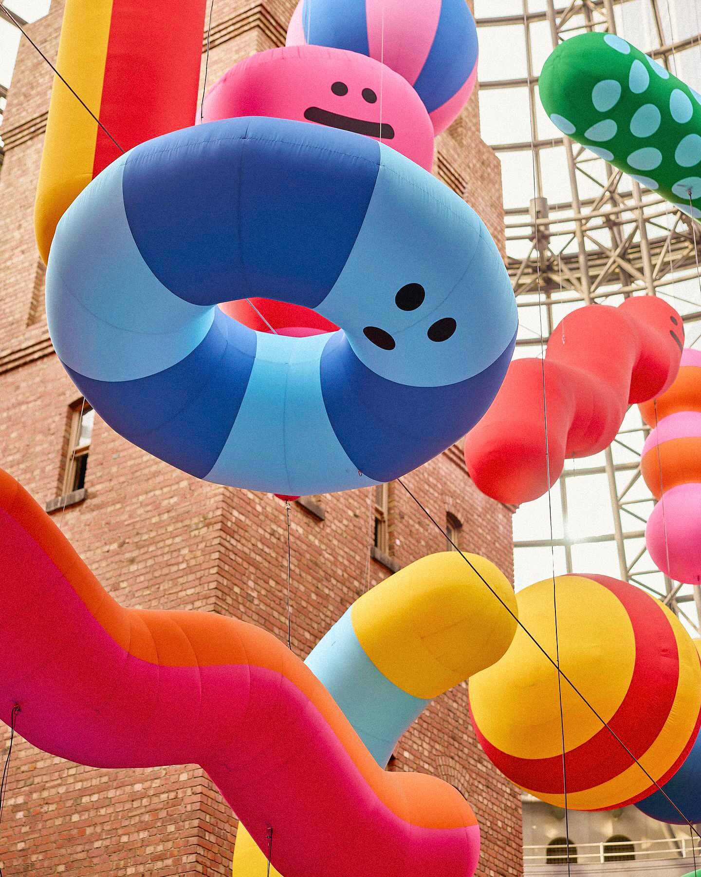 “Cosmos”大型装置艺术｜365天的好设计NO.23（图ZMTUwMjIyMzY=） - 观点 - 站酷设计师站酷资讯原创素材 - 站酷ZCOOL